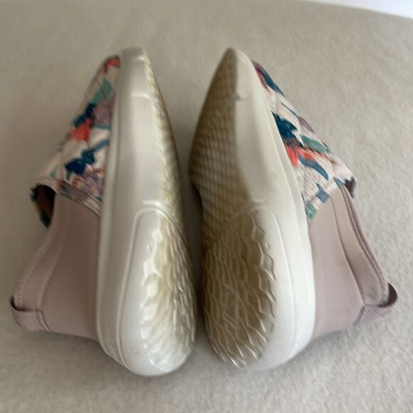 Vera Bradley VB Cloud Slip-On Sneakers - Picture 5 of 10